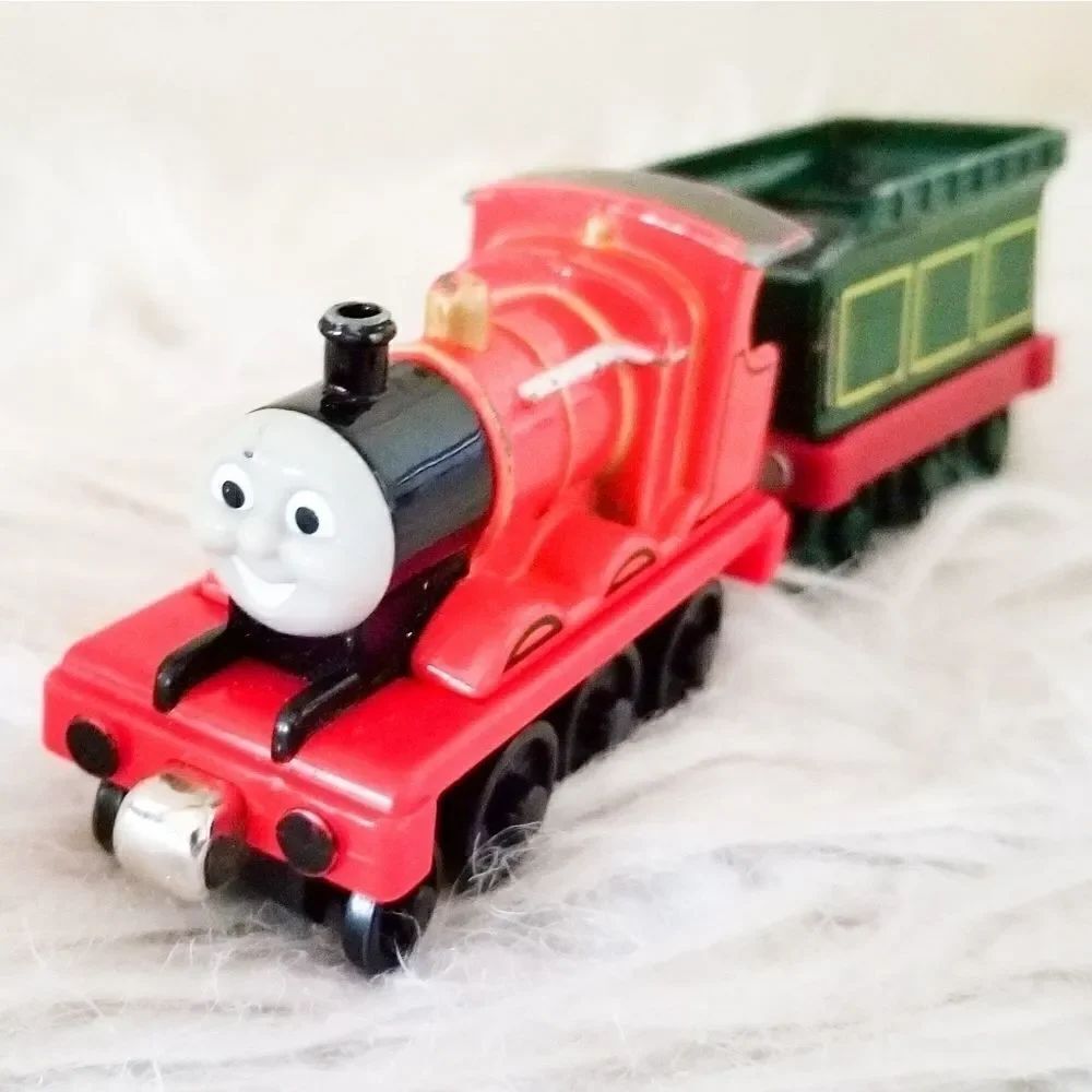Thomas and friends James with car magnet